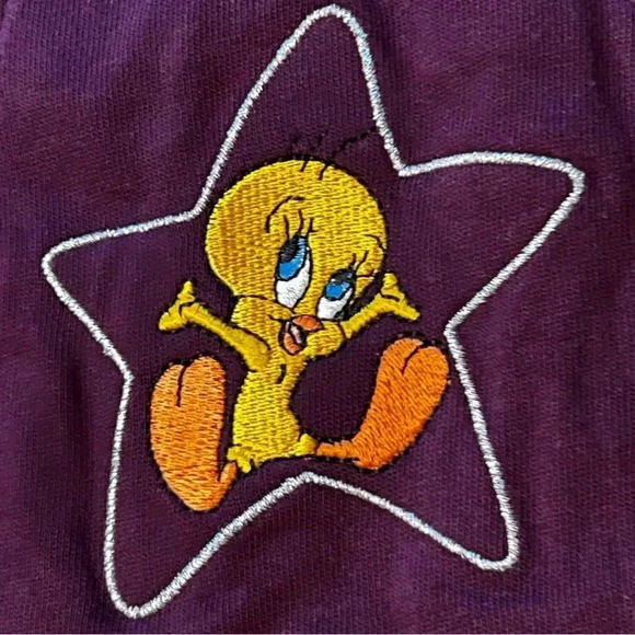 1998 Warner Bros Tweety‎ Bird Embroidered Unisex XL Tshirt Plum Purple EUC - Picture 3 of 5